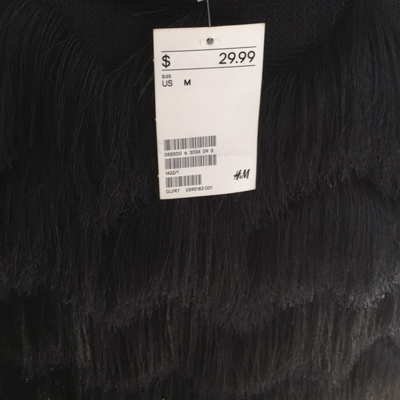 Faux feather mini skirt - Picture 4 of 4